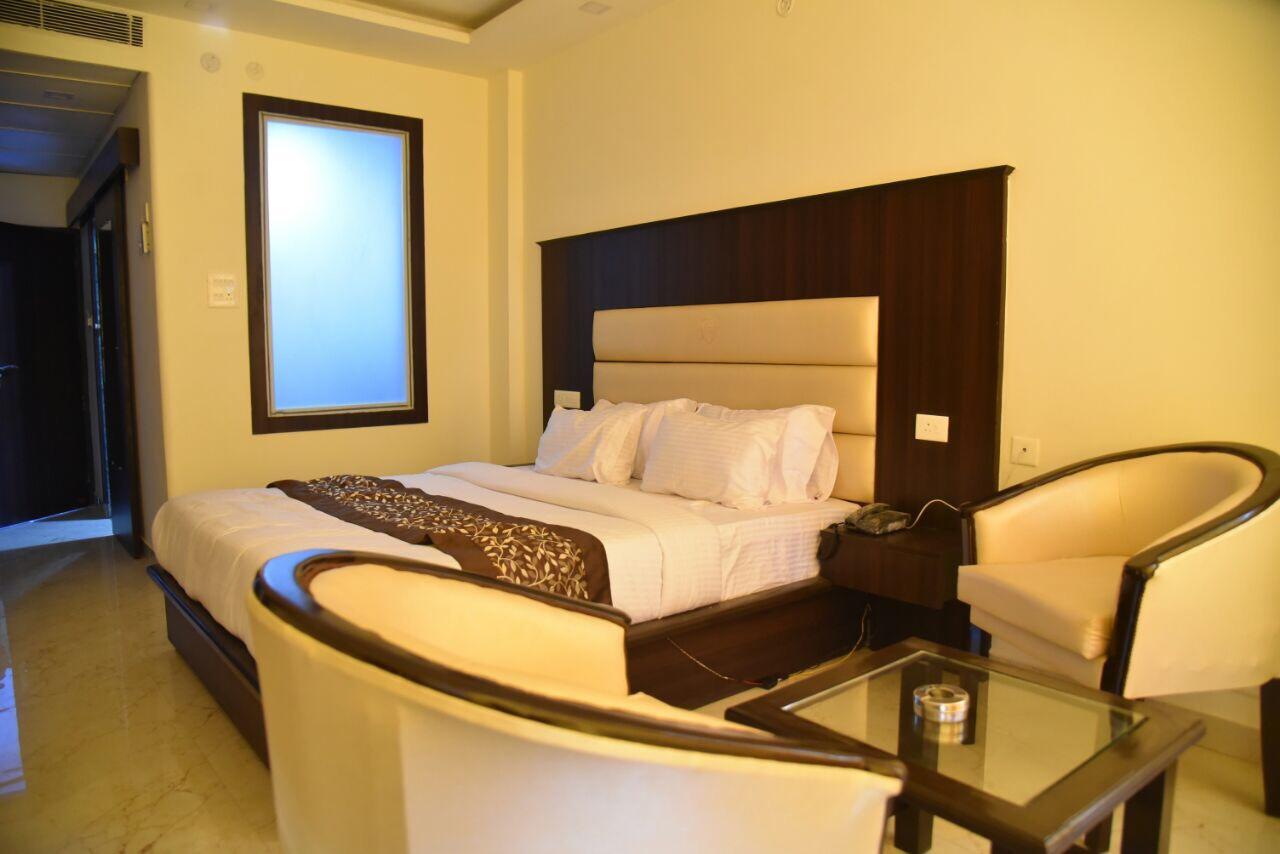 Roorkee Hotel Castle View מראה חיצוני תמונה