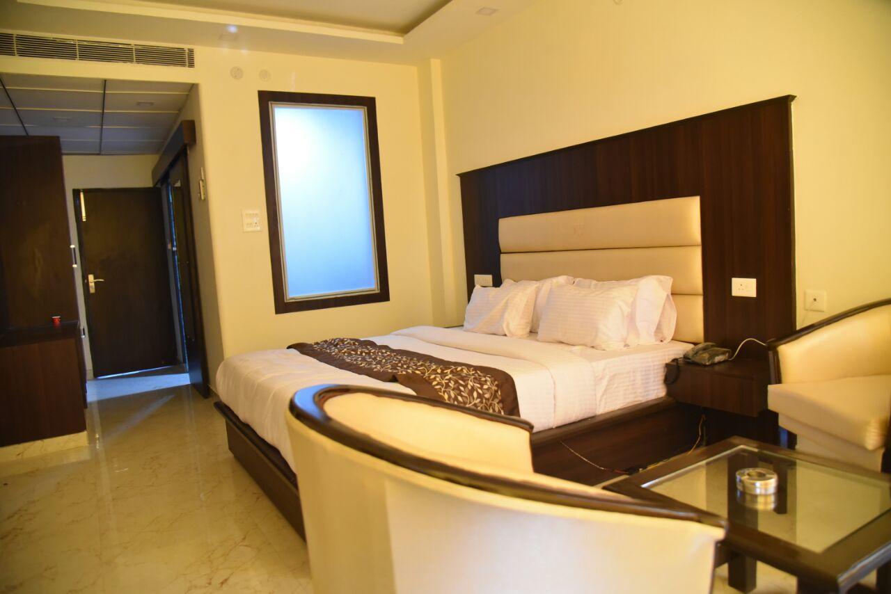 Roorkee Hotel Castle View מראה חיצוני תמונה